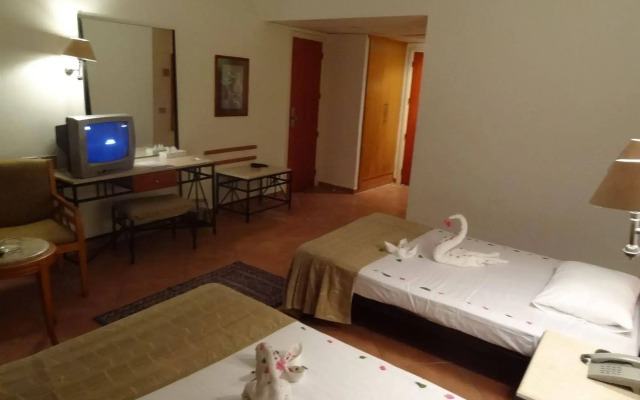 Luna Sharm Hotel