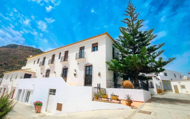 Hotel Montesión Luz del Desierto