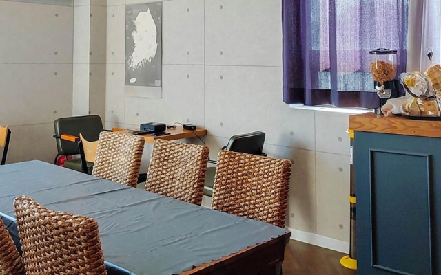 Illuso Guesthouse - Hostel