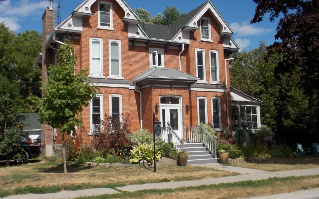 Seaway Manor
