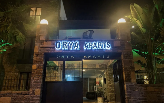 Orya Apart