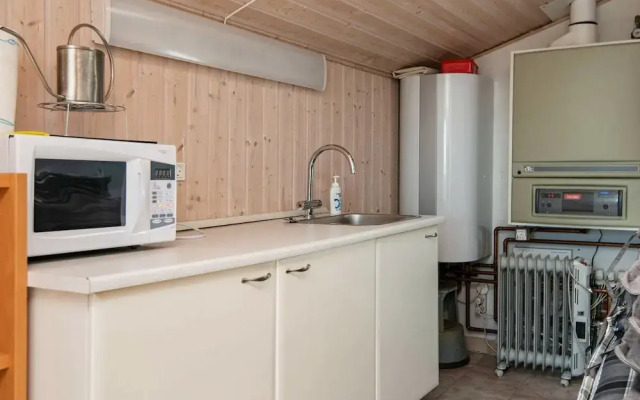 6 Person Holiday Home in Ebeltoft