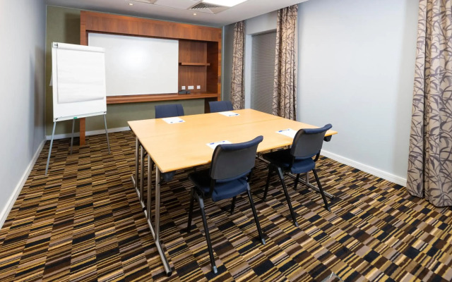 Holiday Inn Express Stevenage by IHG