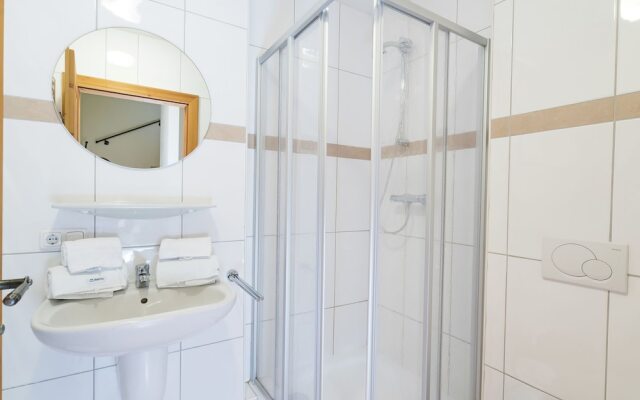 Lovely Apartment in Saalbach-hinterglemm With Garden