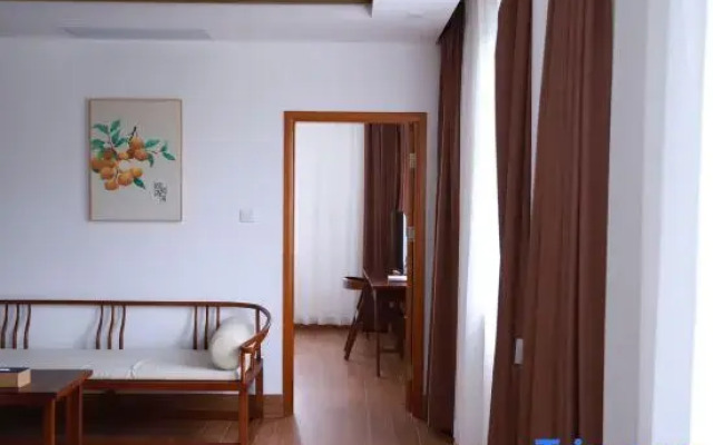 Guangzhou Nanping Hotel