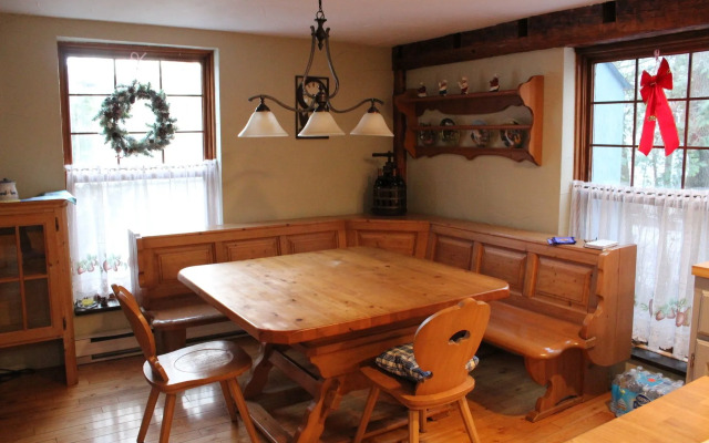 Ancestral Knowlton B&B