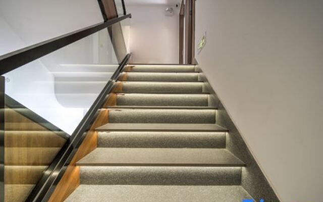 Zeyishan Homestay (Jiuhuashan Scenic Area Transfer Center)