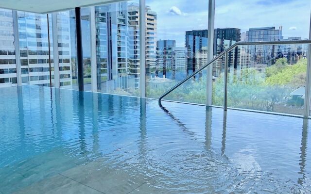 Fawkner Apartment 1B1B
