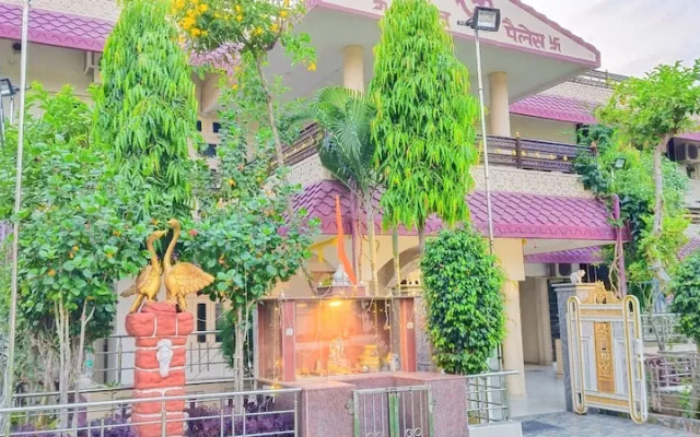 Hotel Prabhat Palace