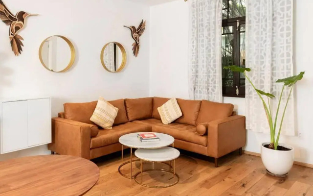 Stylish 2BR Apt at Hipodromo Condesa