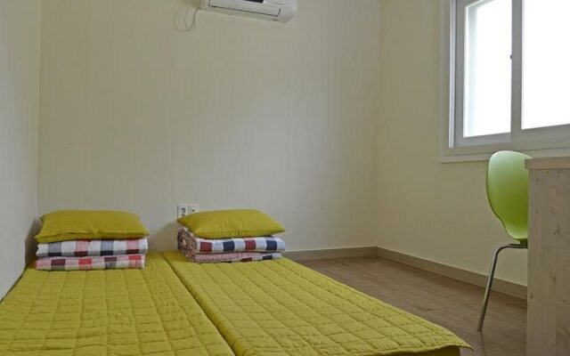 Mr Egg Hostel Nampo