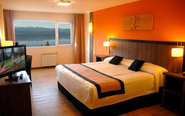 Huinid Pioneros Hotel