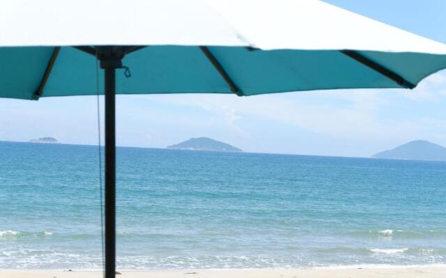 Hidden Beach Bungalow Sea View