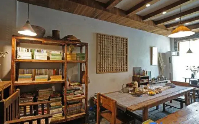 Zhencaozi Hostel