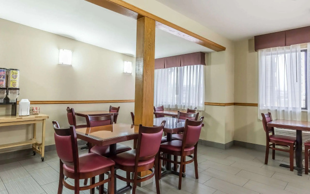 Quality Inn Mount Vernon, IL