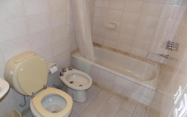Casa de Familia - Solo Para Mujeres *Woman ONLY*