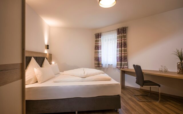 Aparthotel AlpTirol