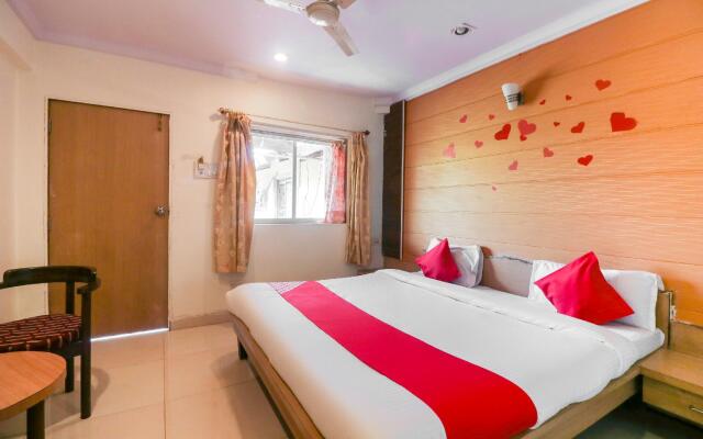 OYO 60824 Hotel Satkar