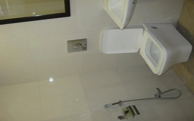 Hotel Navaratan Palace