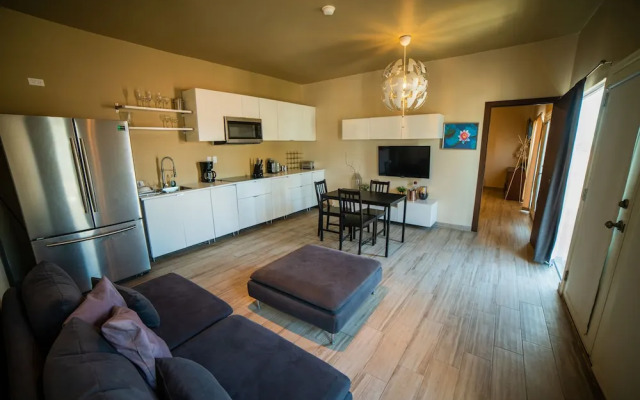 California Comfort and Suites