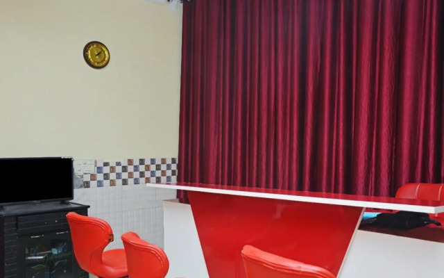 Red Cliff By OYO Rooms