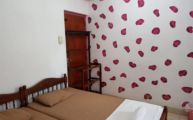 Hostel 107