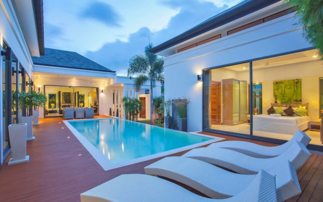 Villa Atoosa