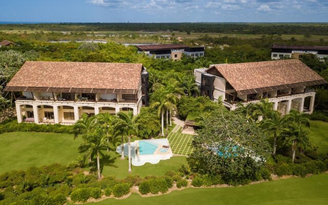 Los Altos Residences