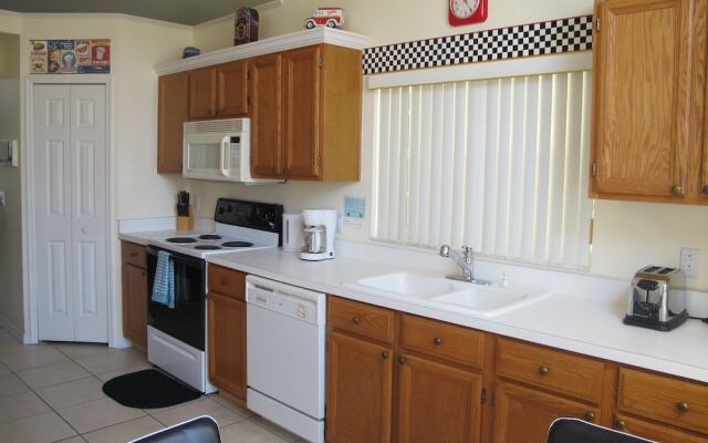 Country Creek Estate 114