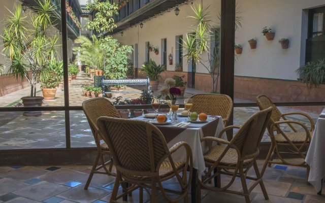 Patio De La Cartuja