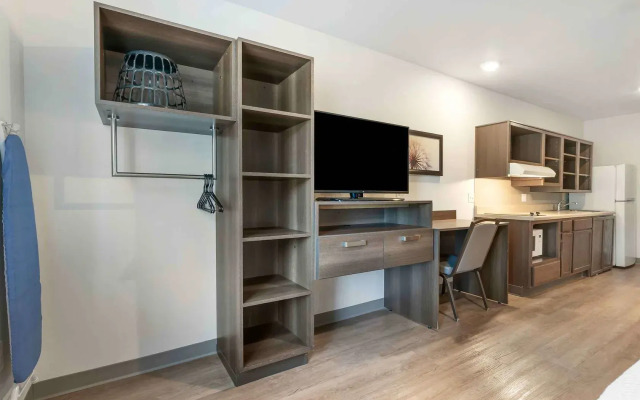 Extended Stay America Suites - Portland - East