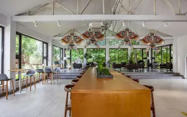Longshan Shangxin Valley Resort