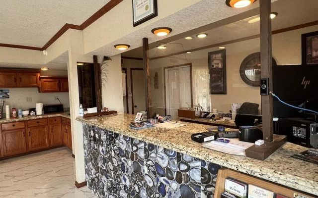 Americas Best Value Inn Edna