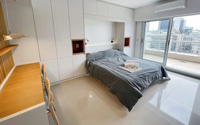 Studio Luxury Balcony Pool