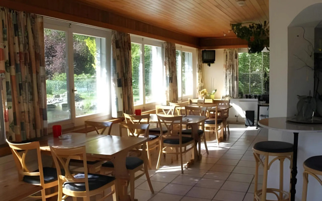 Adventure Guesthouse