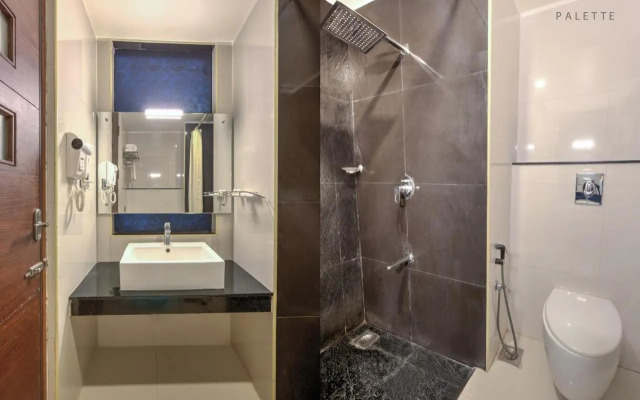 Hotel Pioneer Grand Palace