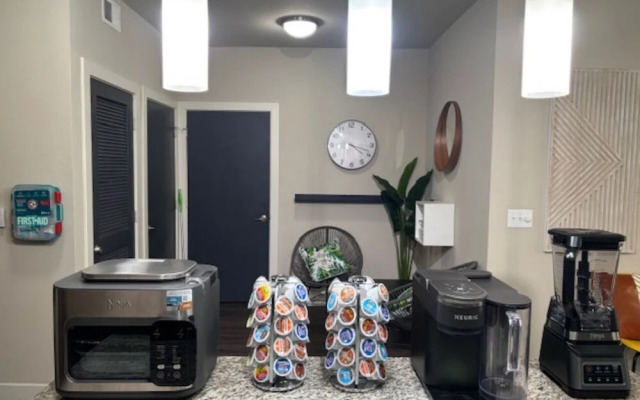 Apt Near The Pearl- San Antonio