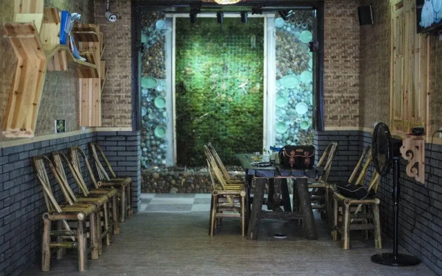 Lishui Liandu Red House Inn