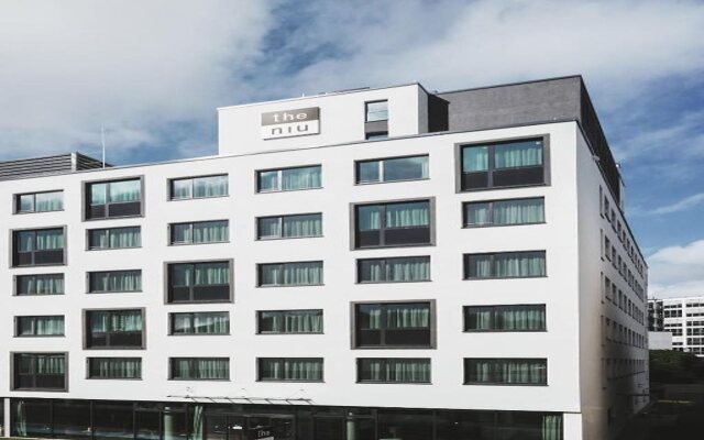 Holiday Inn - the niu, Form Stuttgart Feuerbach by IHG