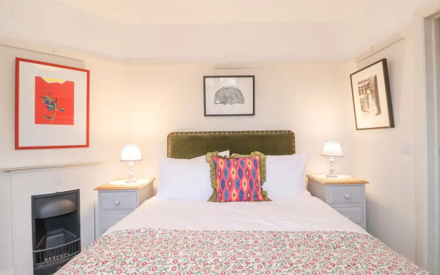 3 Chantry Cottages