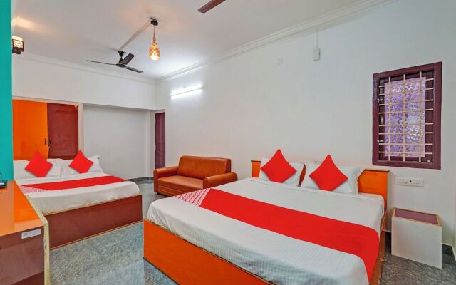 Oyo 822990 Dhanas Best Ambience