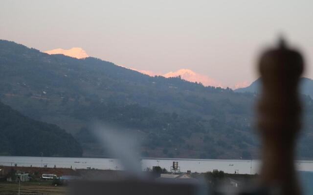 Hotel Young's Stupa