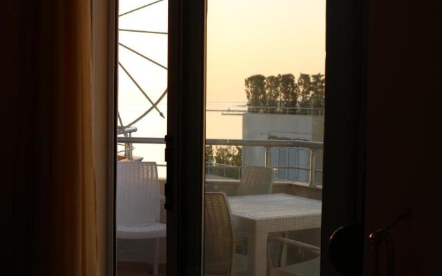 Belleview Apartment 4
