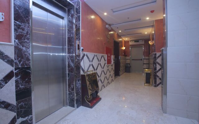 City Center Plaza Aparthotel