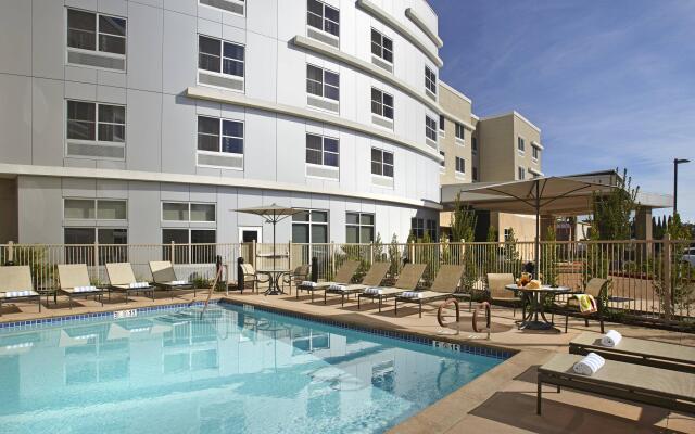 Courtyard by Marriott Sunnyvale Mountain View