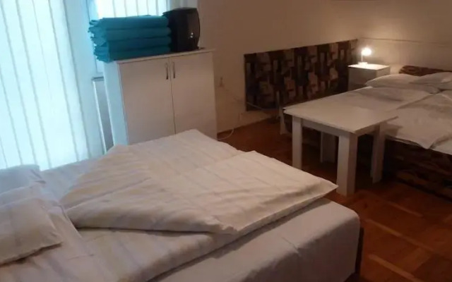 Galya Garden Motel