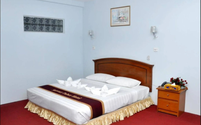 Summer Palace Hotel