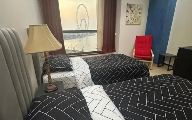 Remarkable 2-bed Apartment in Dubai