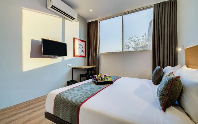 OYO Townhouse 059 Magarpatta