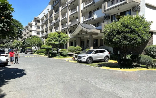 Rosewood Pointe Luxury Residences